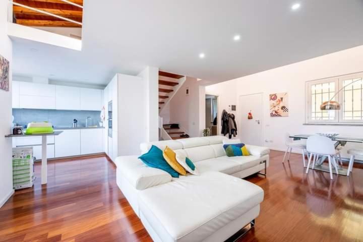 Apartment Realty Company Spagna Rom